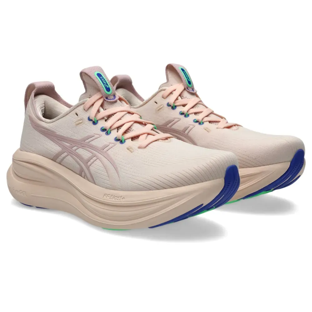 Tênis feminino Asics Gel Nimbus 28 rosa claro visto lado a lado